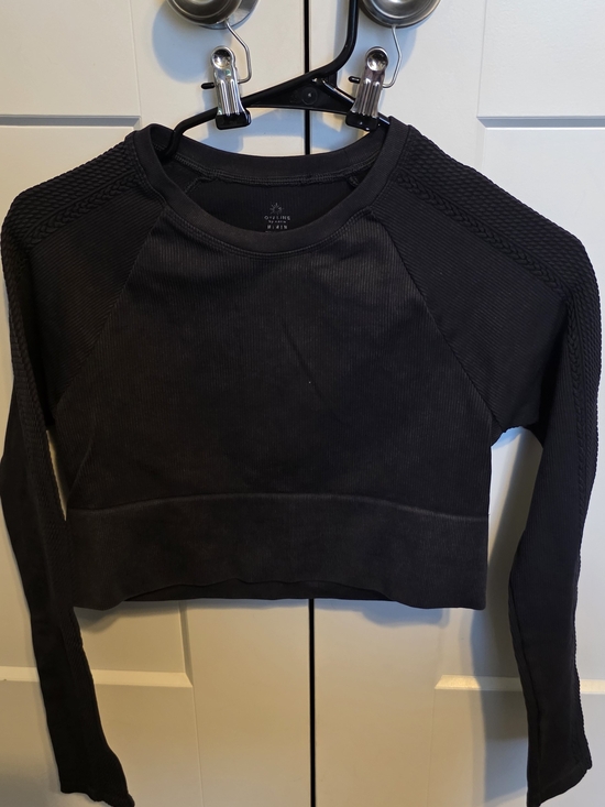 Offline Tops - Offline By Aerie  Black Ribbed Cropped Crewneck Sweatshirt